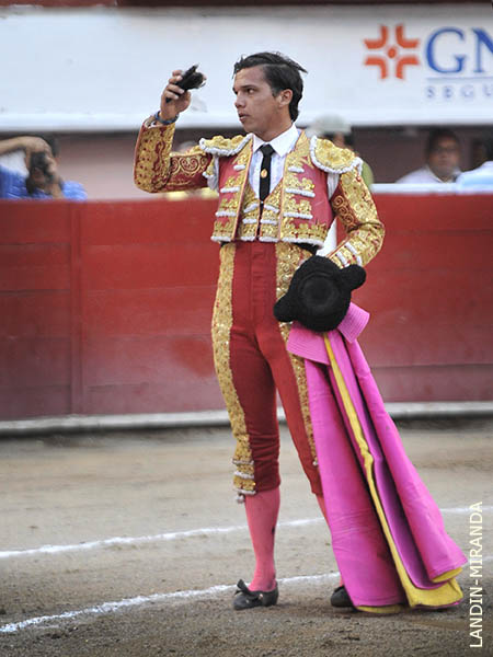 Una oreja de val�a