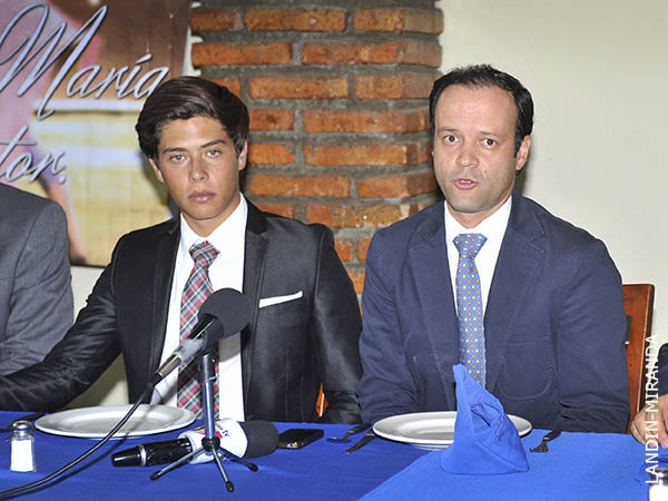 Administraci�n, a cargo de V�ctor