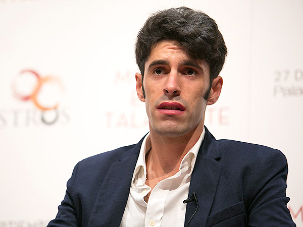 Talavante, siempre atento