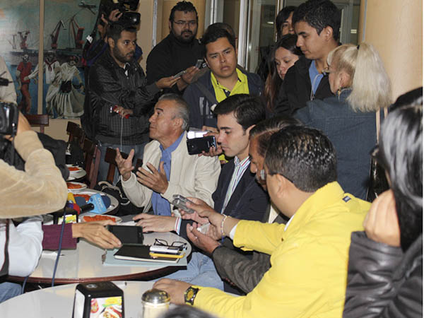 Habr� dos corridas en Xico