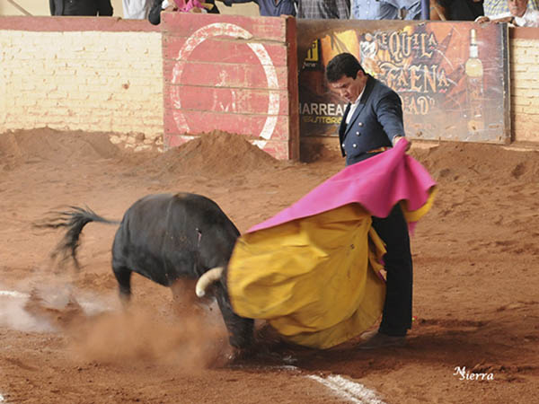 Pepe Murillo abre el festejo