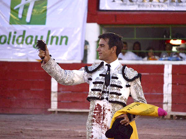 Dos orejas en San Buenaventura