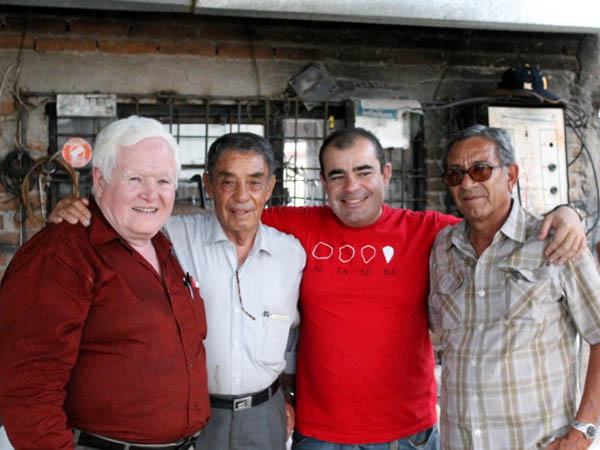 Fernando, Alberto e hijo y Lupillo