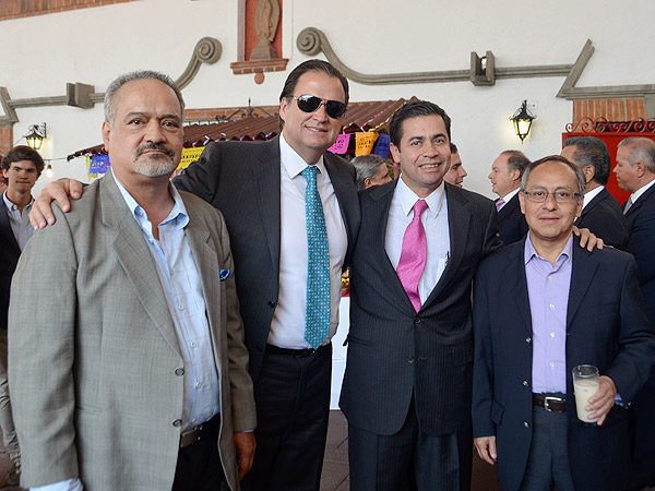 Manuel, Pablo, Checo y Juan