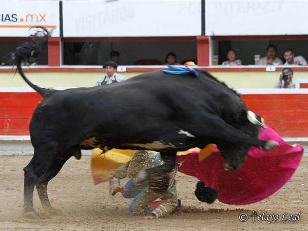 Recibi� un fuerte golpe