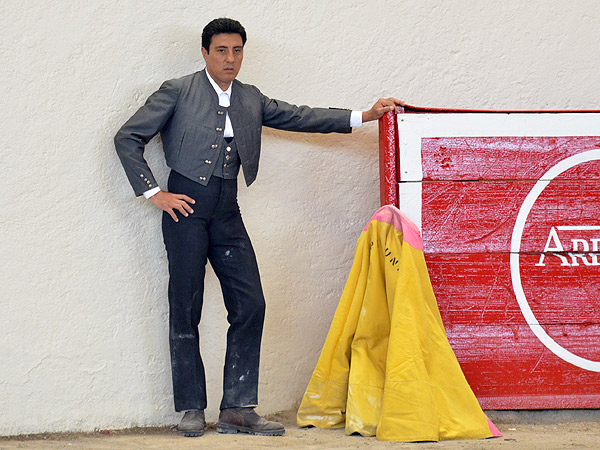 Gabriel Luna, agitanado