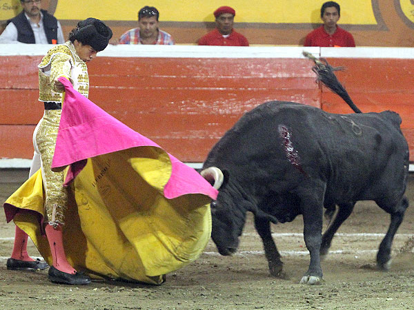 Lanceando a su primero