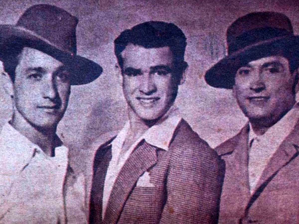 Una tercia de post�n