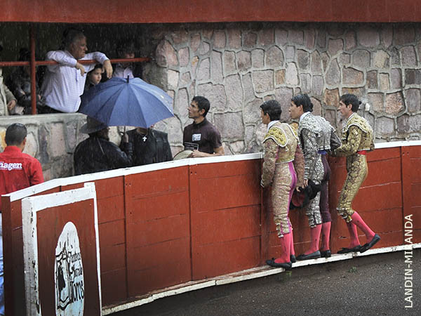 Acuerdo de toreros y organizadores