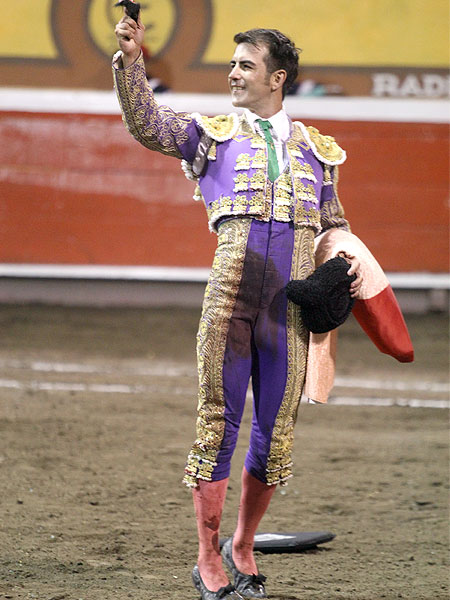 Otra oreja para Arturo