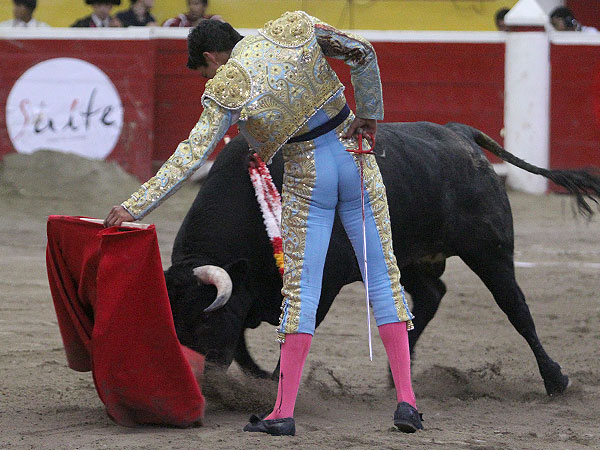 Haciendo el toreo bueno