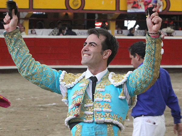 Dos orejas m�s a la espuerta