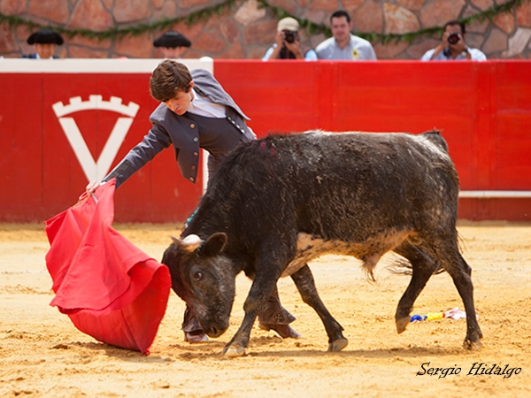 Se dio gusto corriendo la mano