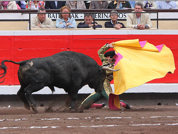 Saludo de Juan Jos� Padilla