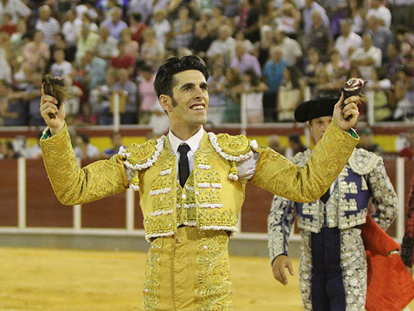 Desorej� al de regalo