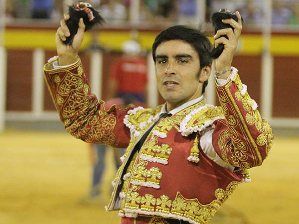 Exitosa jornada de Perera