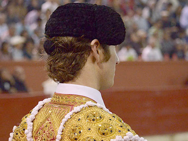 A la cabeza del caballo