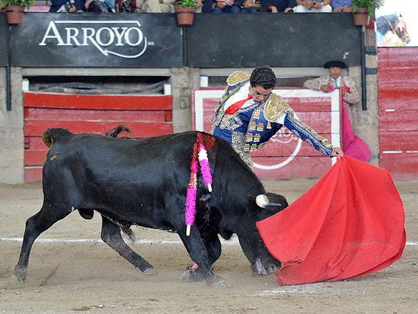 Gerardo luci� por naturales