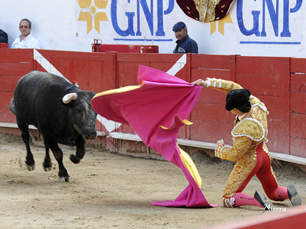 El saludo de Juan Pablo Llaguno