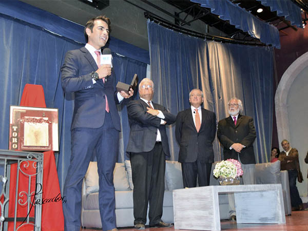 Mac�as se llev� los trofeos 2013