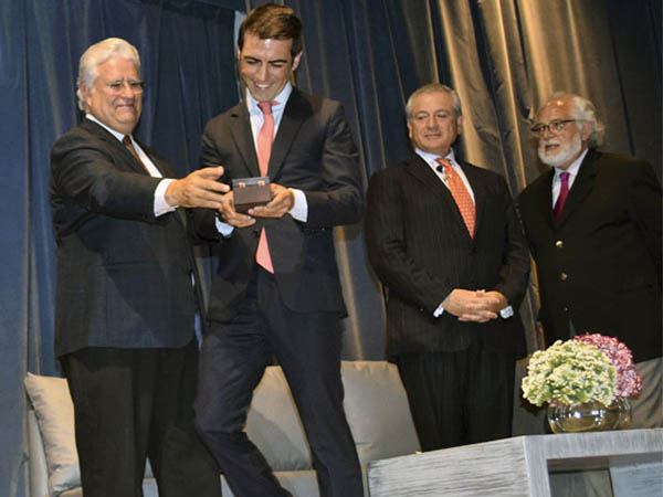 Arturo Mac�as, m�ximo triunfador