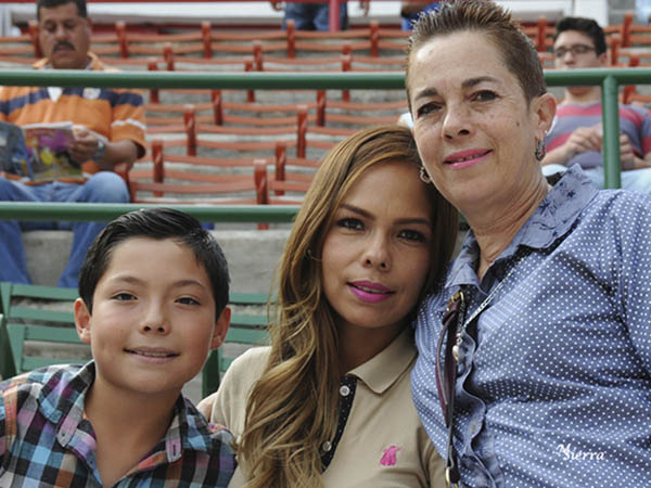 En familia a la novillada