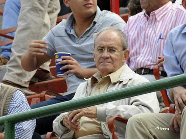 Rub�n P�rez en sus barreras