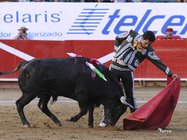 Buen pit�n izquierdo