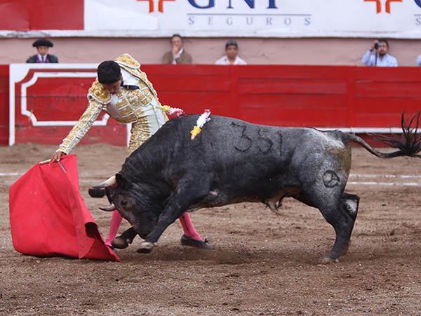 Probando el pit�n derecho