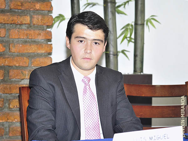 Luis Miguel Cu�llar