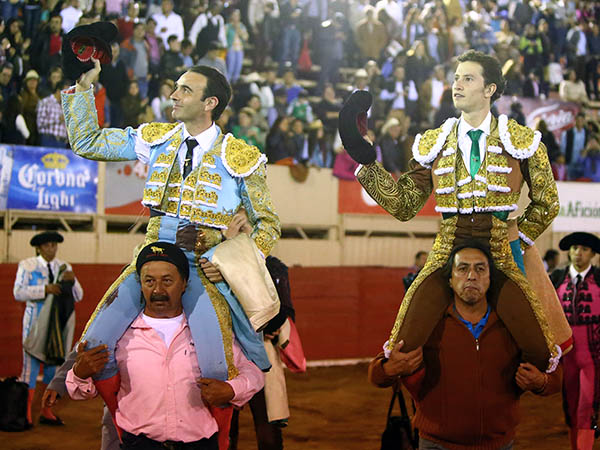 Compartieron la salida en volandas