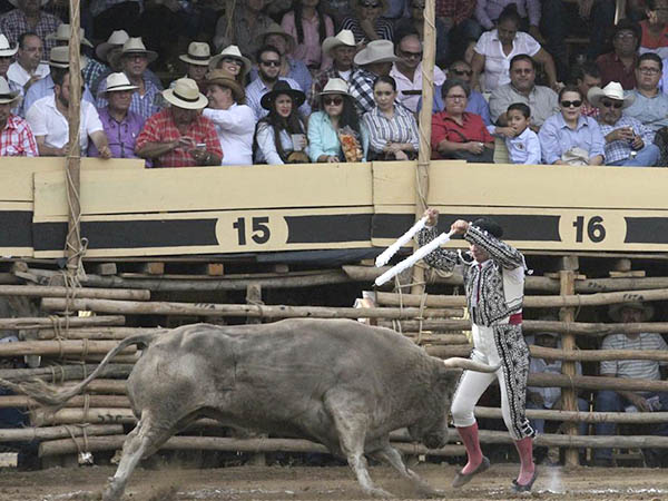 Manolo Fuerte, a la mexicana