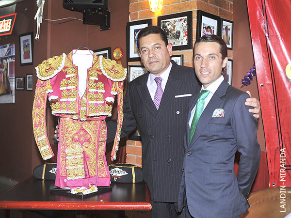 Barba estrenar� en rosa y oro