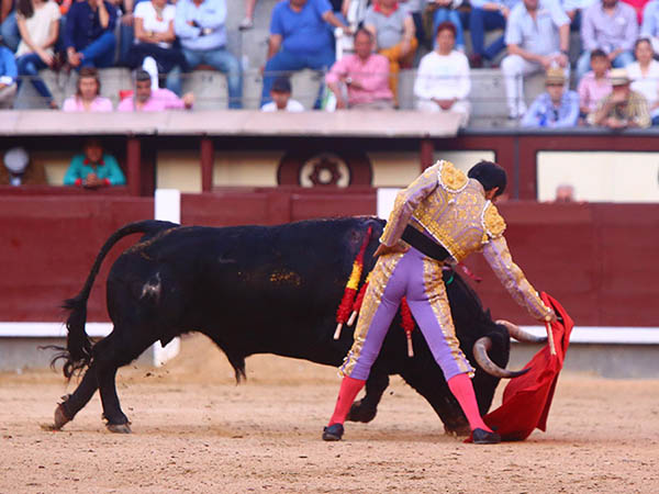 Ya el p�blico de su parte