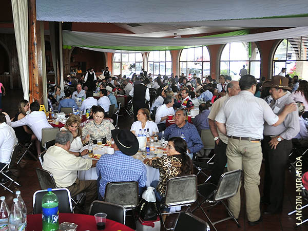 Llenazo hasta las banderas