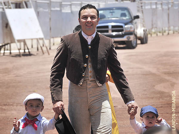 Manolo Lizardo, haciendo afici�n