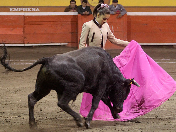 Victoria de la Vega con un eral