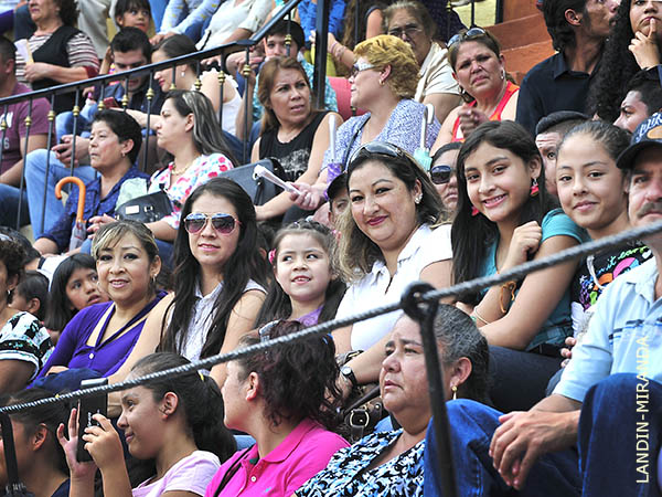 Caus� inter�s en Los Altos