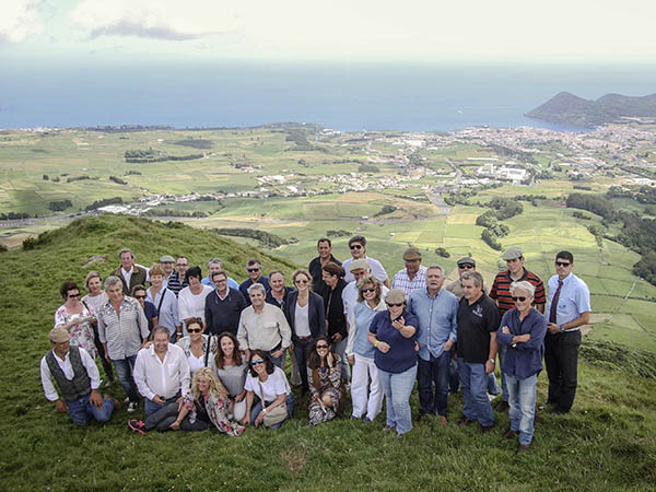 Nutrido grupo de Francia y Espa�a