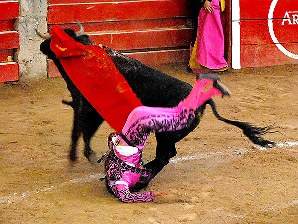 Conrado y volteretas espeluznantes