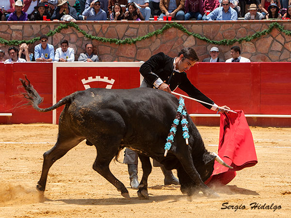 Alberto Revesado, cuesta arriba