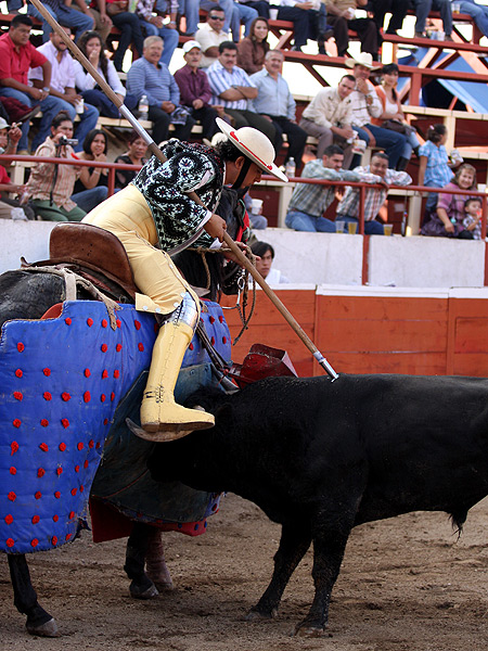 Puyazo de C�sar Morales