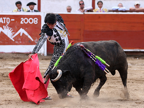 Acompa�ando con la cintura