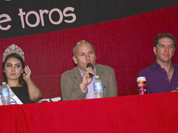 Joaqu�n Guerra presenta la feria