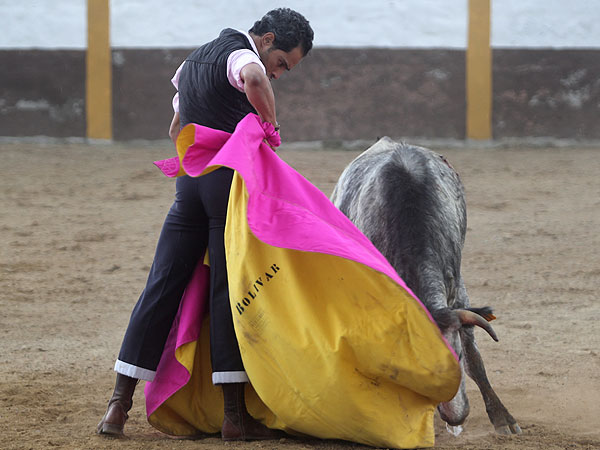 La media muy ce�ida