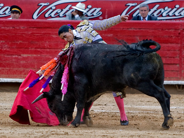 Intentando por derecha