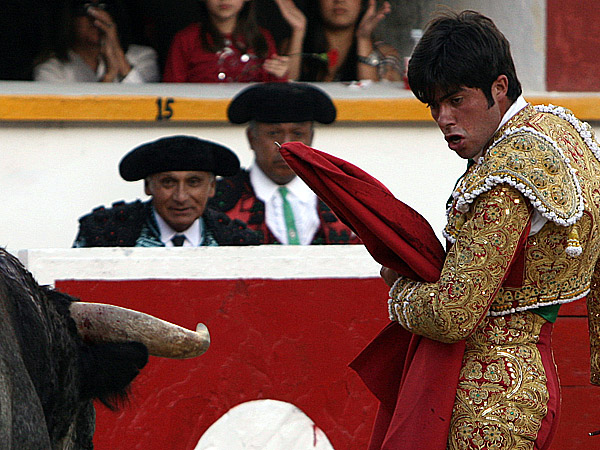 Y atr�s, orgulloso el apoderado