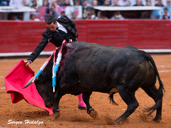 Intentando por derecha