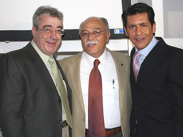 Curro, Arturo Jim�nez y El Zapata