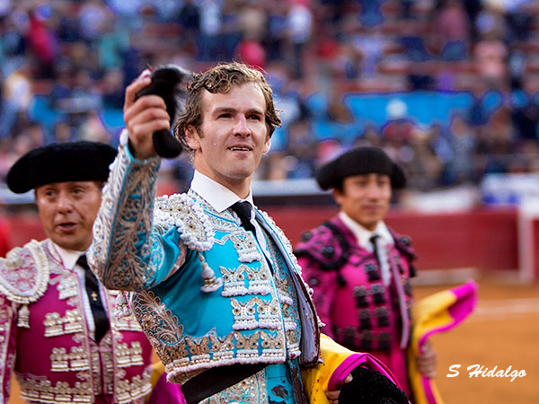 Imponi�ndose a la adversidad